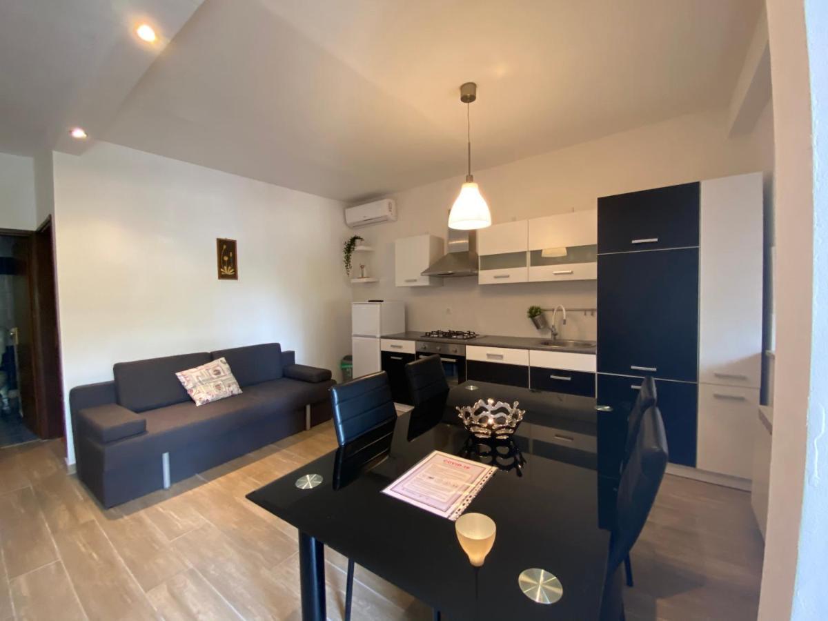 Apartments Tajana Novigrad Istria Buitenkant foto
