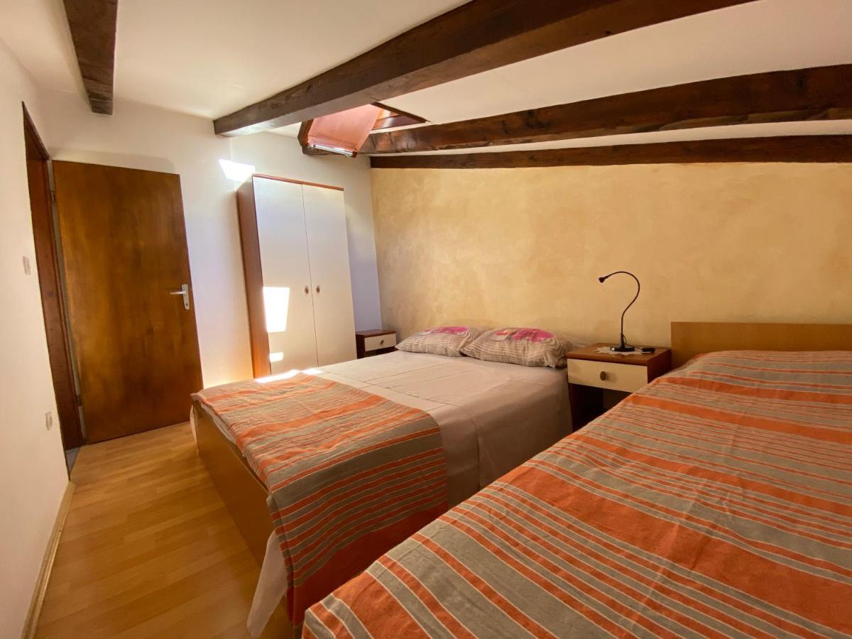 Apartments Tajana Novigrad Istria Buitenkant foto