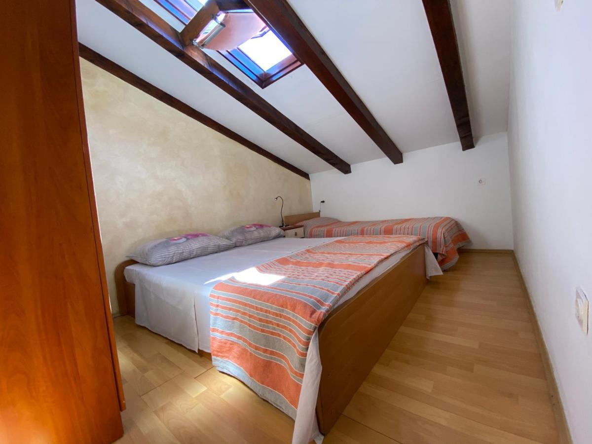 Apartments Tajana Novigrad Istria Buitenkant foto