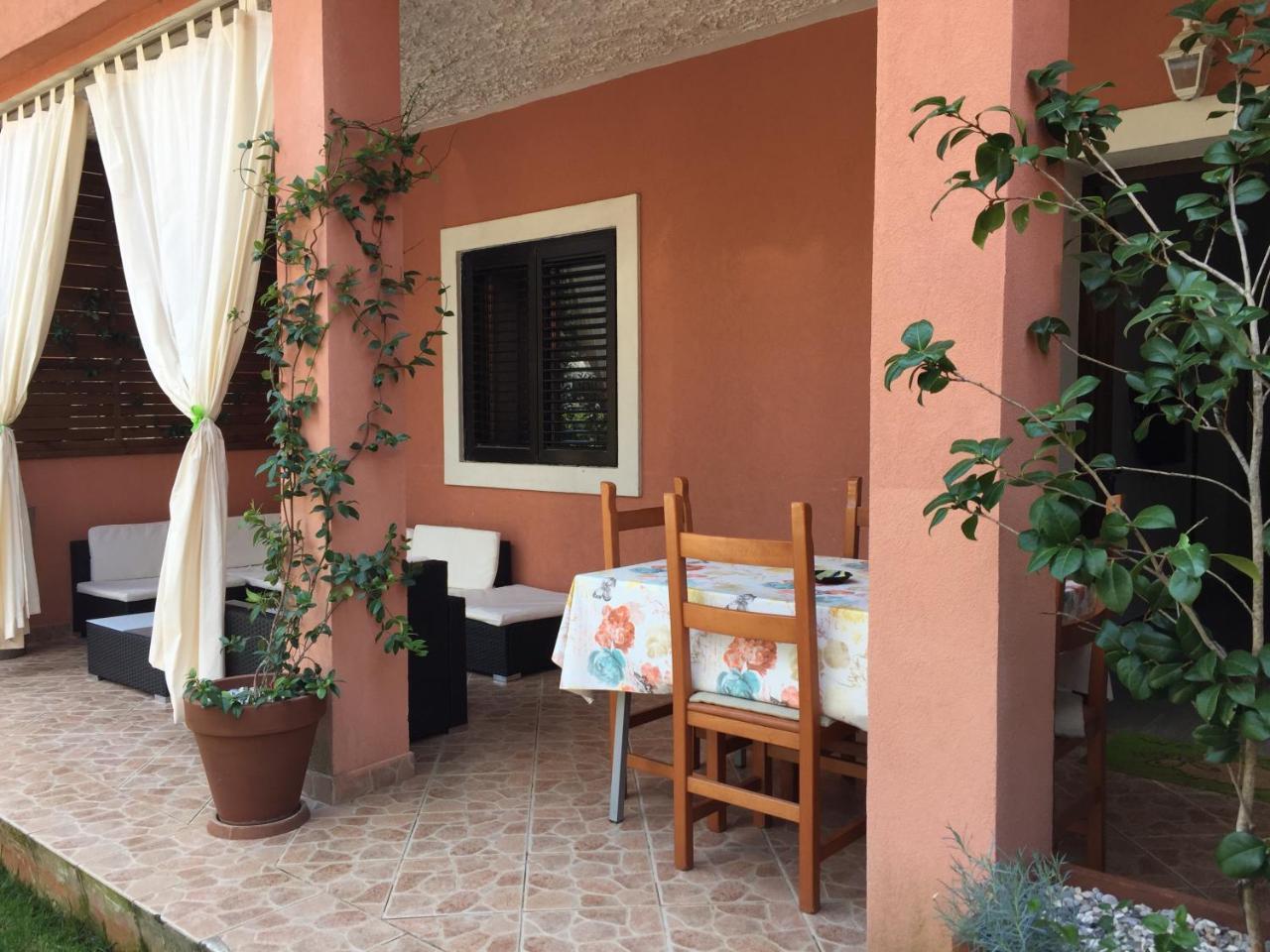 Apartments Tajana Novigrad Istria Buitenkant foto